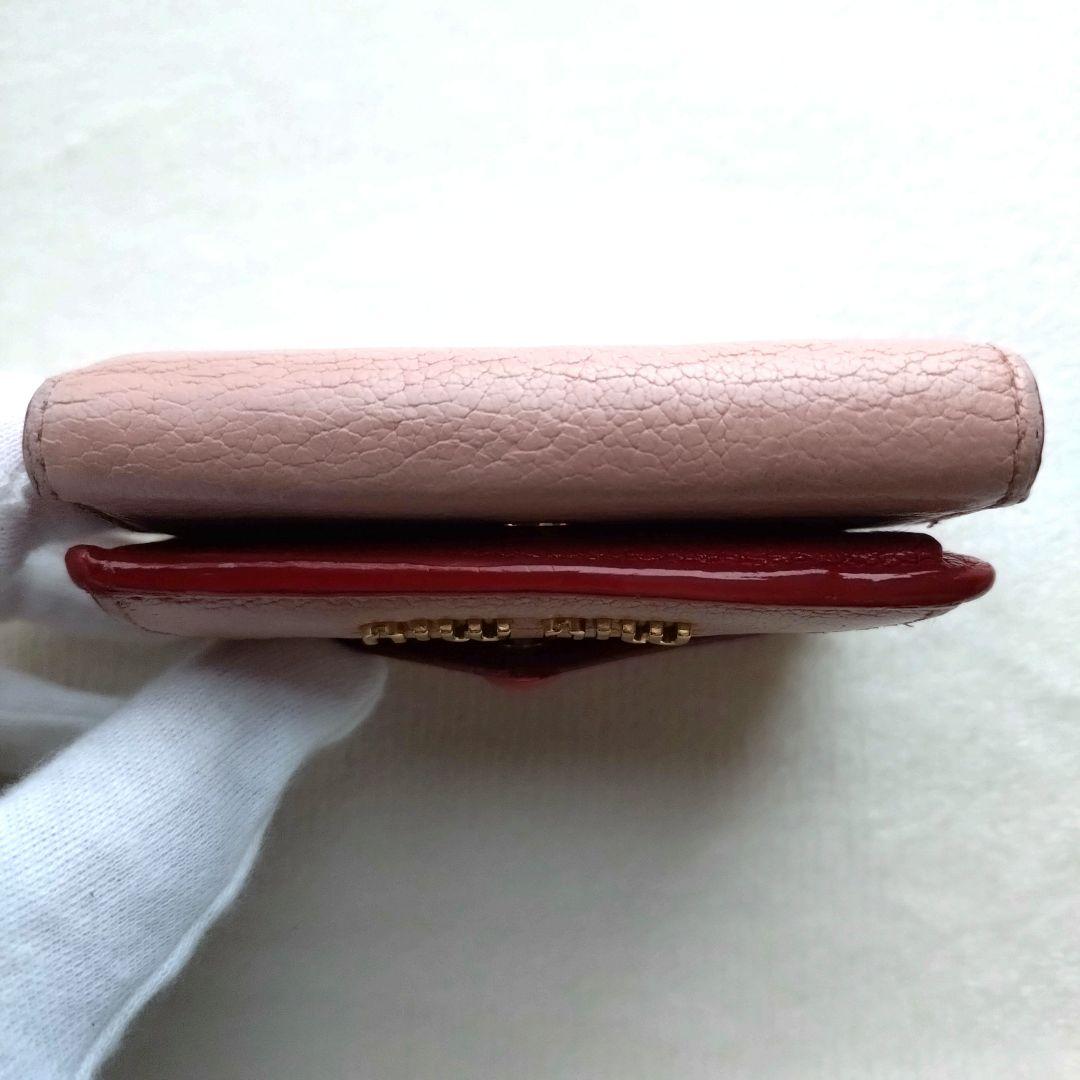 MIUMIU 折り財布 ラブレター ゴールドロゴ ハート ピンクベージュ