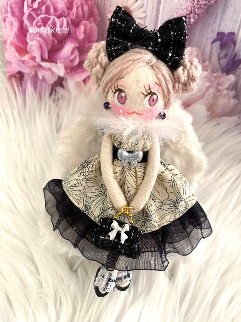 みえりん♥さん専用❤️ブラック＆ホワイト❤️ドールチャーム❤️ハンドメイド