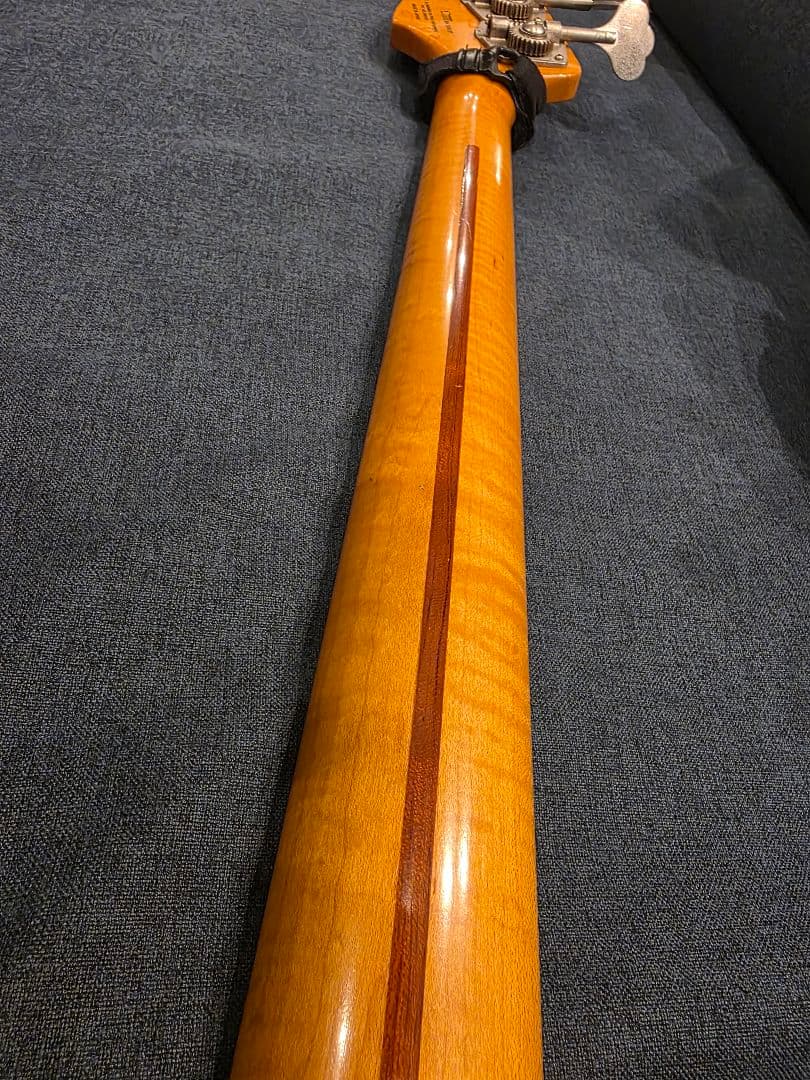 フジゲン　ジャズベース　neo classic aged トラ杢ネック