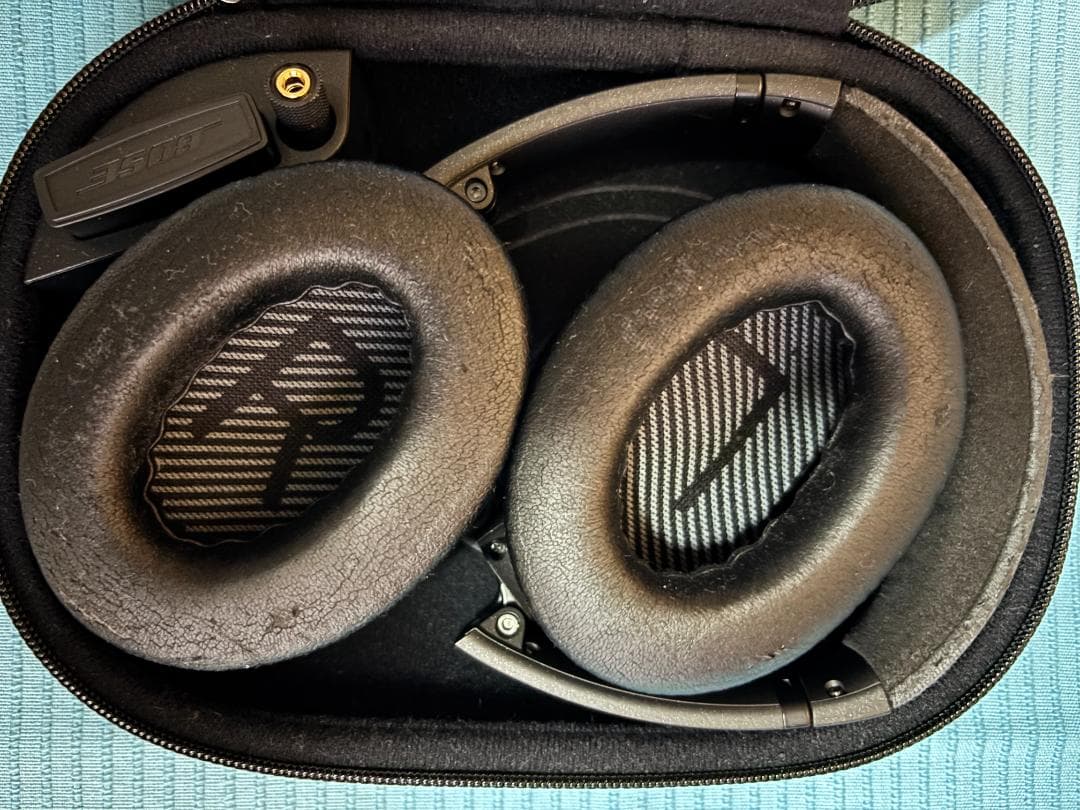 Bose QuietComfort 25 ノイズキャンセリング　ヘッドホン