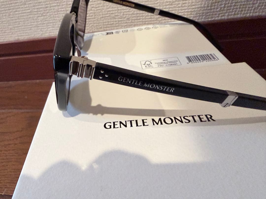 GENTLE MONSTER サングラス　Matiny 01
