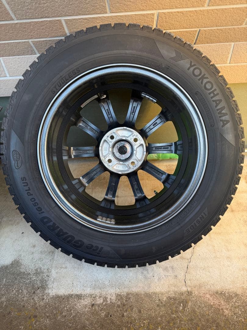 185/65R15 スタッドレス　４穴　PCD100
