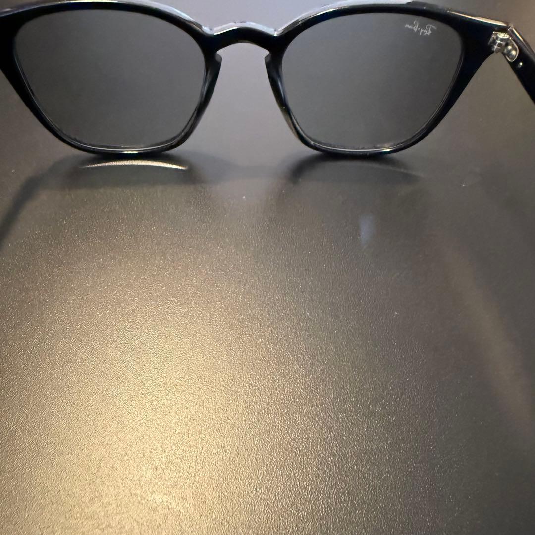 る*な様 レイバンRay-Ban 型番:RB4258F 601/87 サングラス