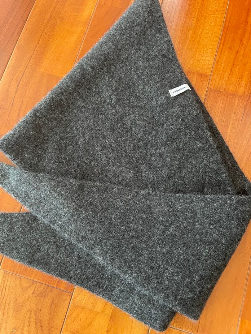 小物 elegancese Sheer triangle scarf