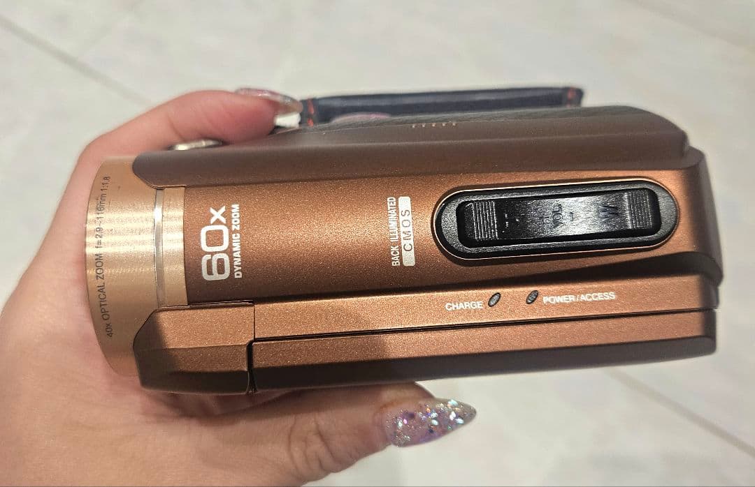 美品☆動作良好　JVC　Everio　ビデオカメラ　GZ-F100　2015年製
