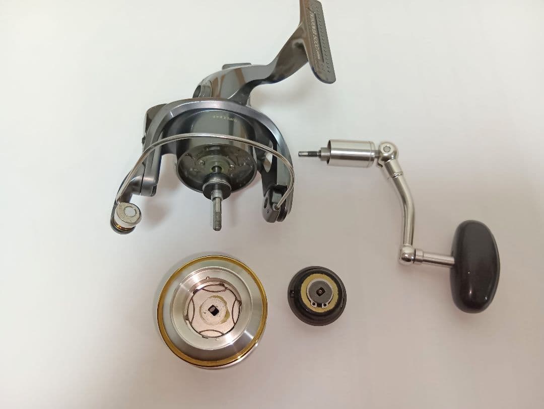 【美品】シマノ 98ツインパワー5000 日本製 回転良好 スプールエッジ傷なし