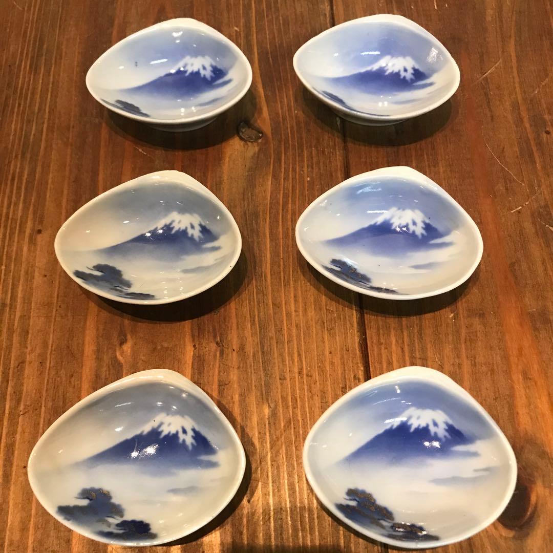 美品　深川製磁　陶器　当時物　富士　貝殻型　小皿　小鉢　醤油皿　上品な絵柄