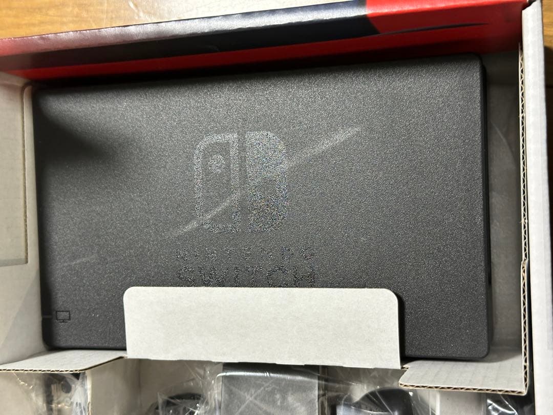 Nintendo Switch グレー 本体 Joy-Con付き（購入時のもの）