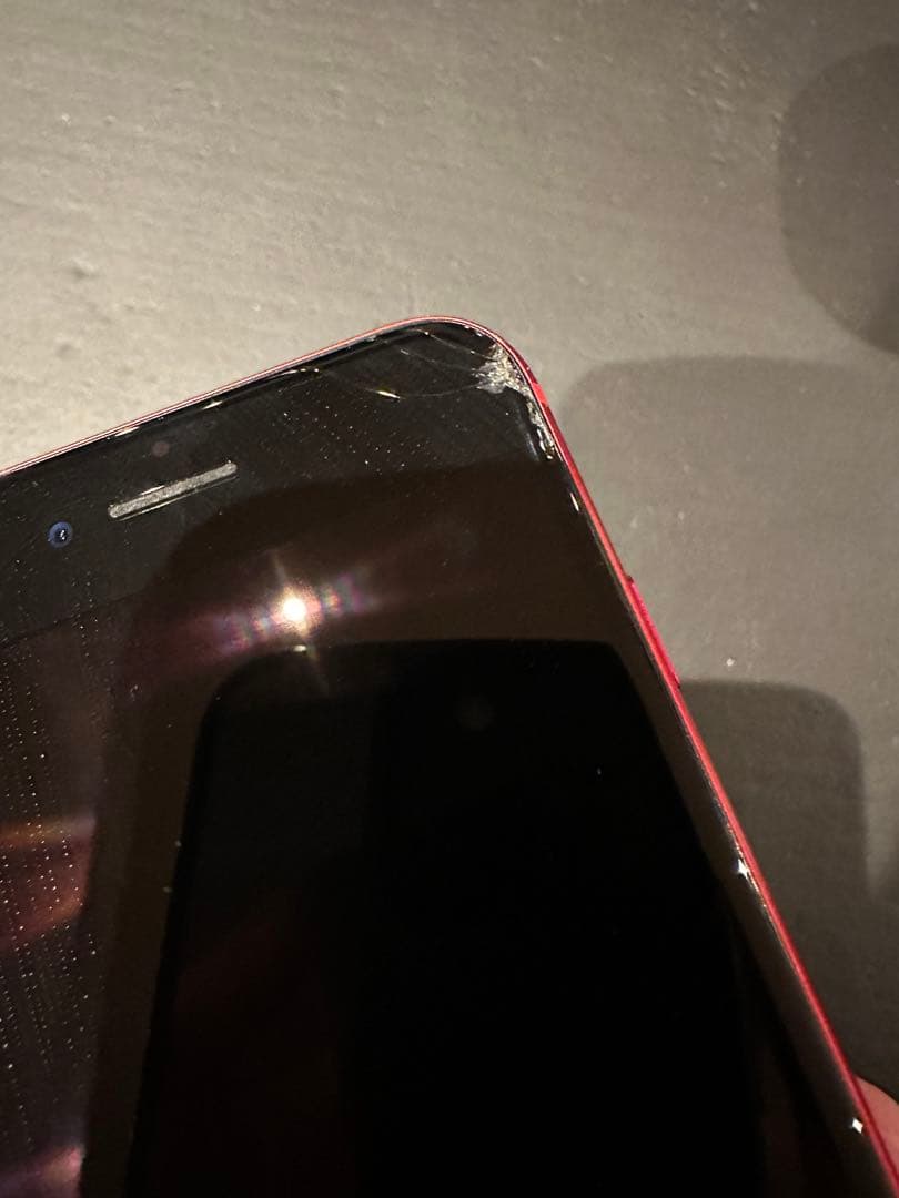 iPhone 8 256GB本体 画面傷あり