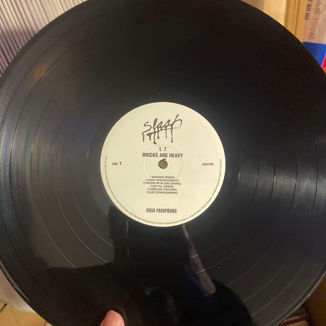 L7 - Bricks Are Heavy レコード