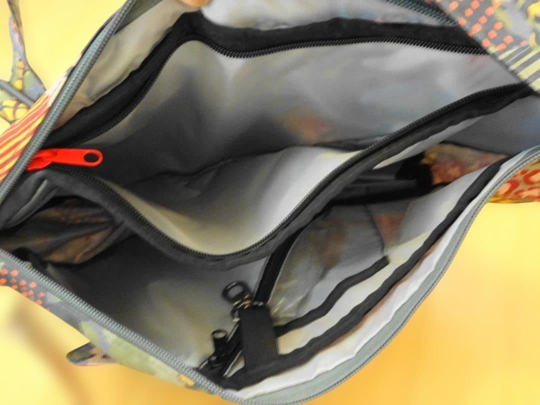 HEALTHY BACK BAG カラフル 新品タグ付 ヘルシーバックバッグ