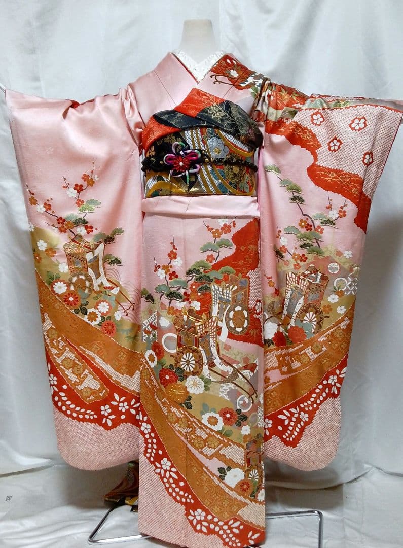 振袖 フルセット　金彩　正絹　駒刺繍　 着付け小物一式付き