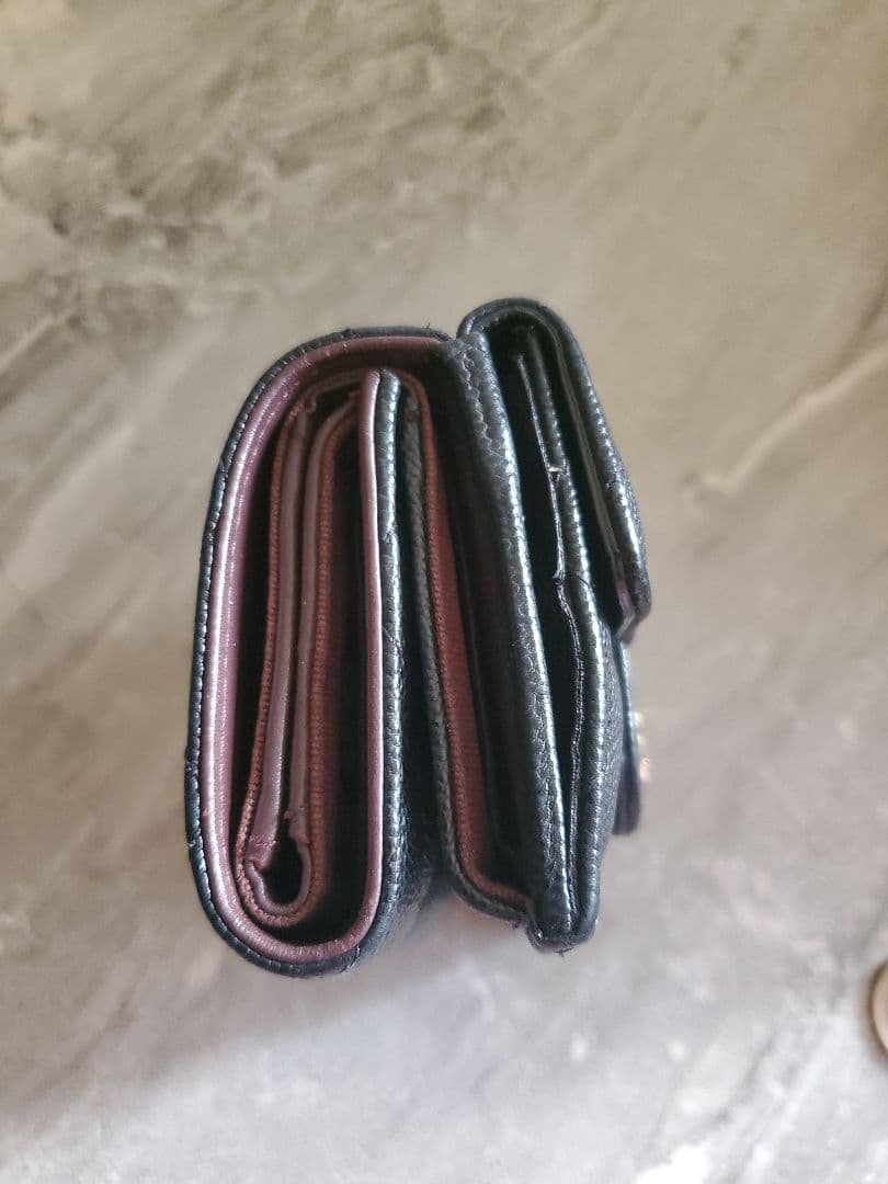 CHANEL シャネル キャビアキンマトラッセ 三折 ミニ財布