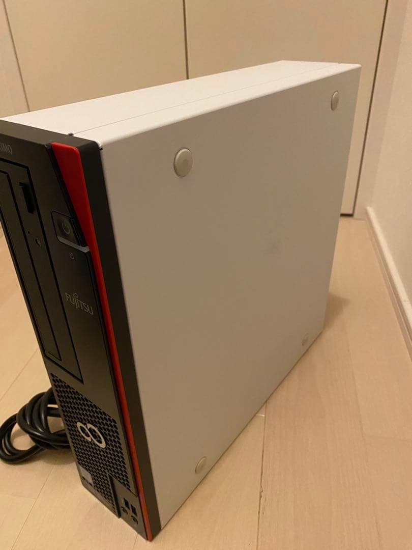 FUJITSU ESPRIMO D588 タワー