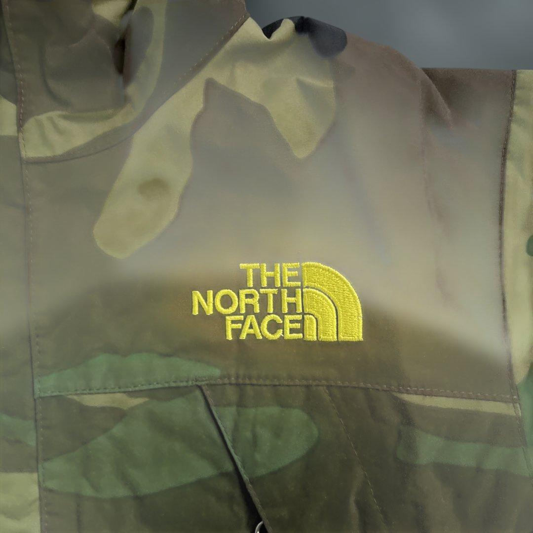 THE NORTH FACE 子ども用迷彩ウェア