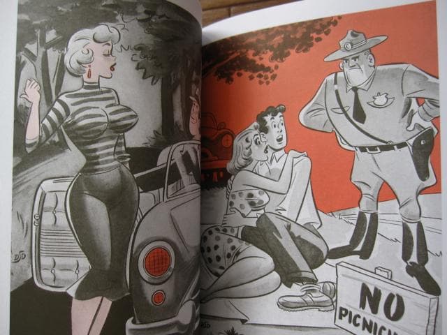 The Pin-Up Art of Dan Decarlo　ダン・デカーロ
