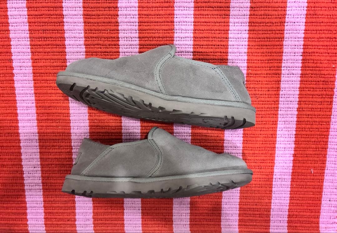 UGG スリッポンKENTON24cm