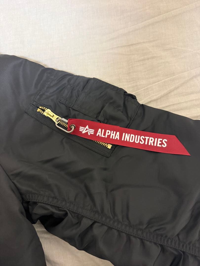 ALPHA INDUSTRIES MA-1ジャケット ブラック
