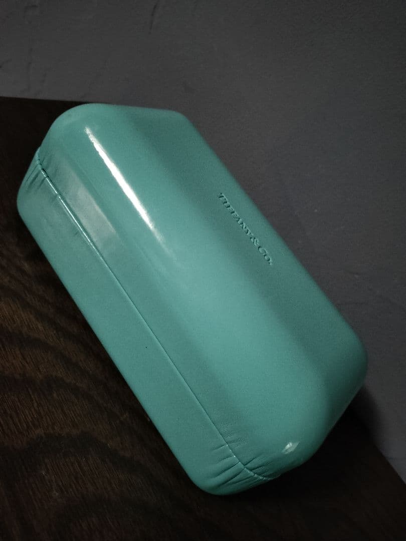 Tiffany　 箱、レンズ拭き布（未使用）　取説あり。