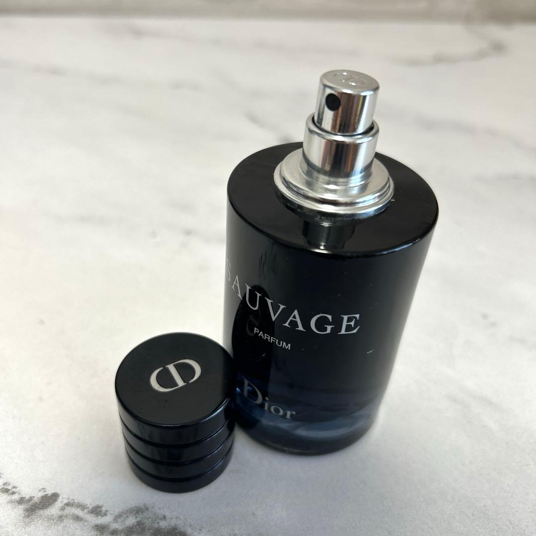 やっちゃん Dior ソヴァージュSAUVAGE PARFUM 60ml