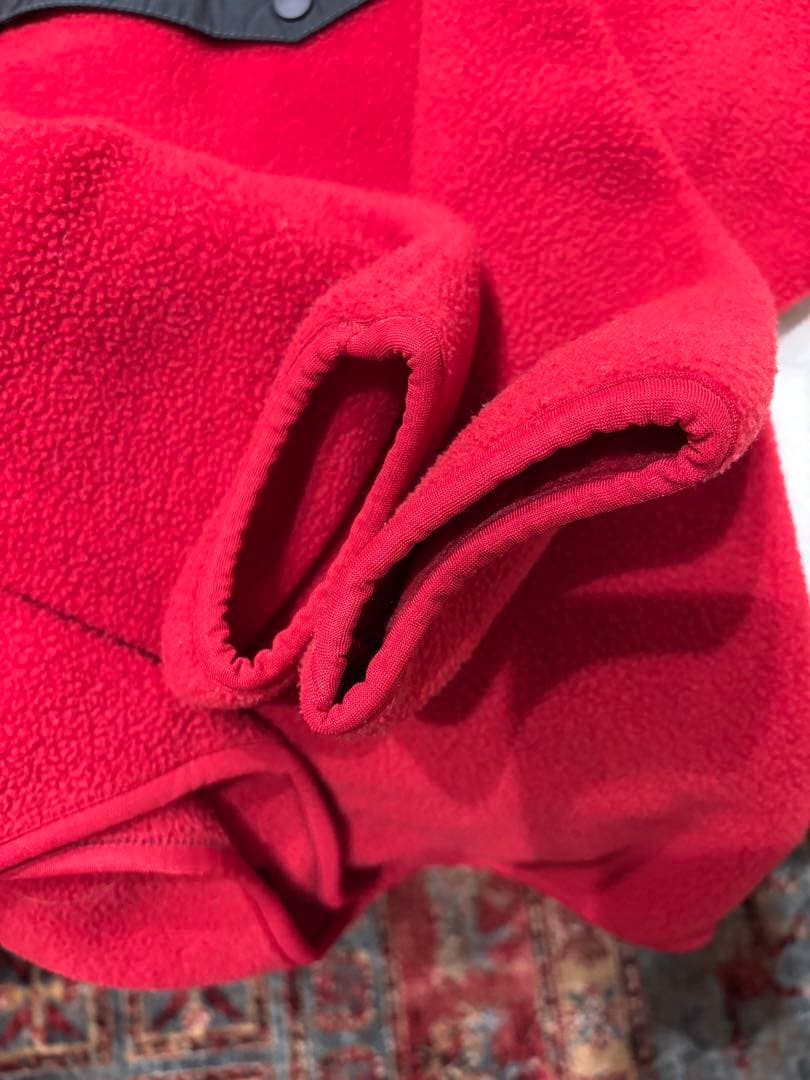 Patagonia スナップT シンチラ　レッド色