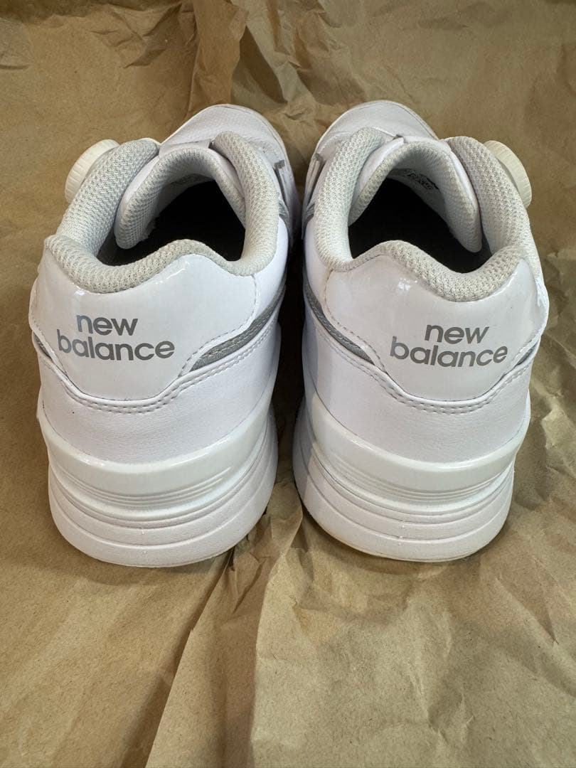 お値下げ☆美品new balance ゴルフシューズ 女性用 ホワイト