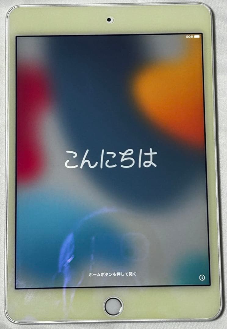 ぽ*こ様 Apple iPad mini 4シルバー 本体