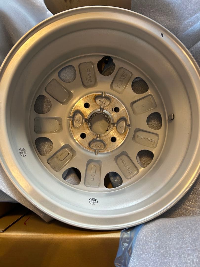 ラパンLC 純正ホイール