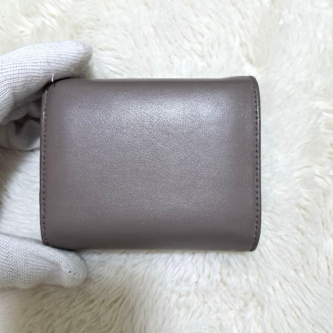 ✨極美品　付属品完備✨セリーヌ　三つ折り　シャイニー　トリオンフ　レザー　グレー