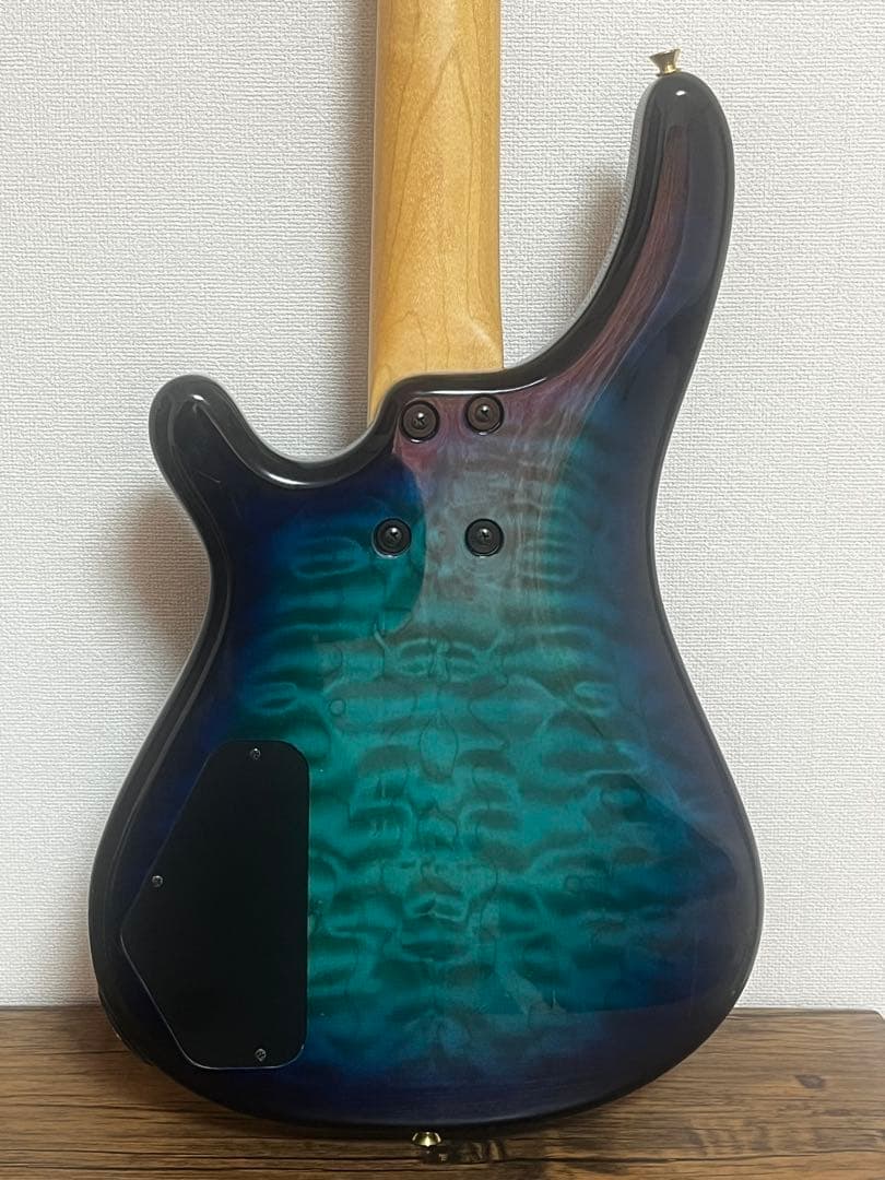 Fernandes 4弦エレキベース 青黒　グラデーション　ブルー　ブラック
