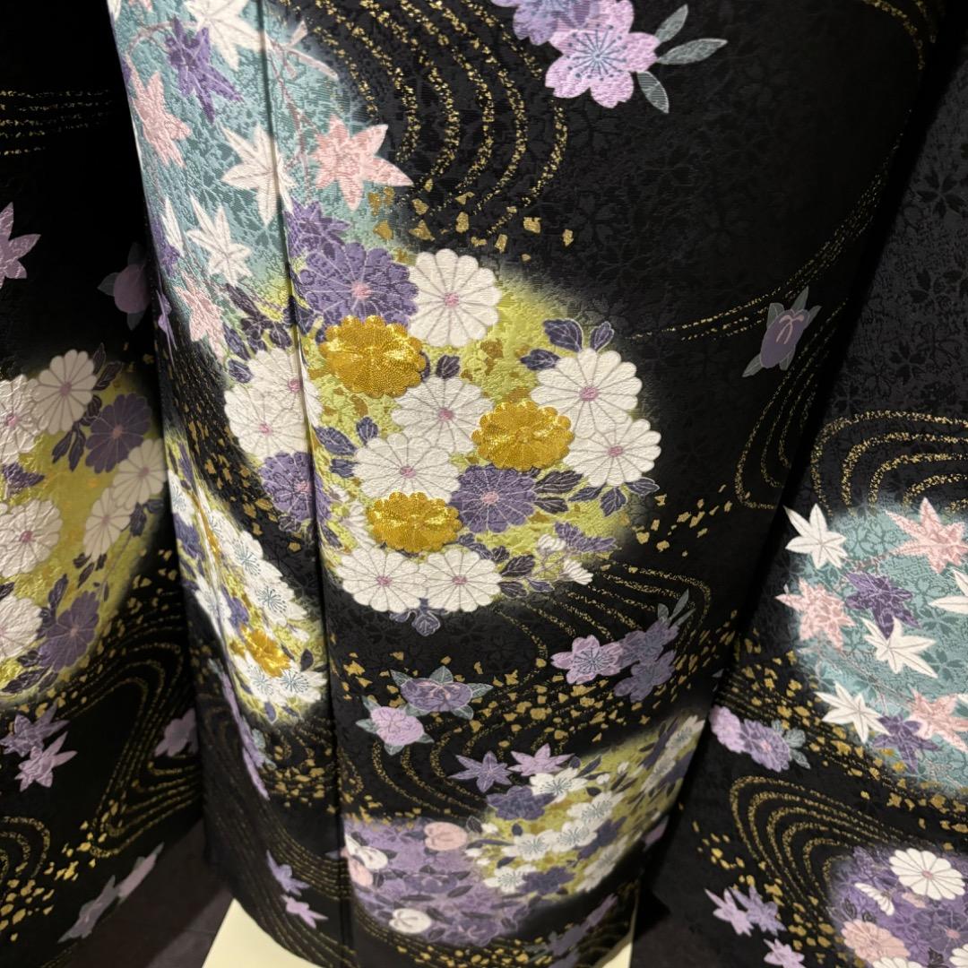 美品　黒　地紋　金駒刺繍　金彩　逸品　振袖　フルセット 振袖