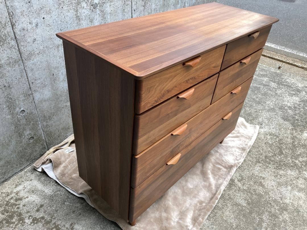 ISSEIKI ベローチェ ローチェスト 110×42×92.5ｃｍ 中古品