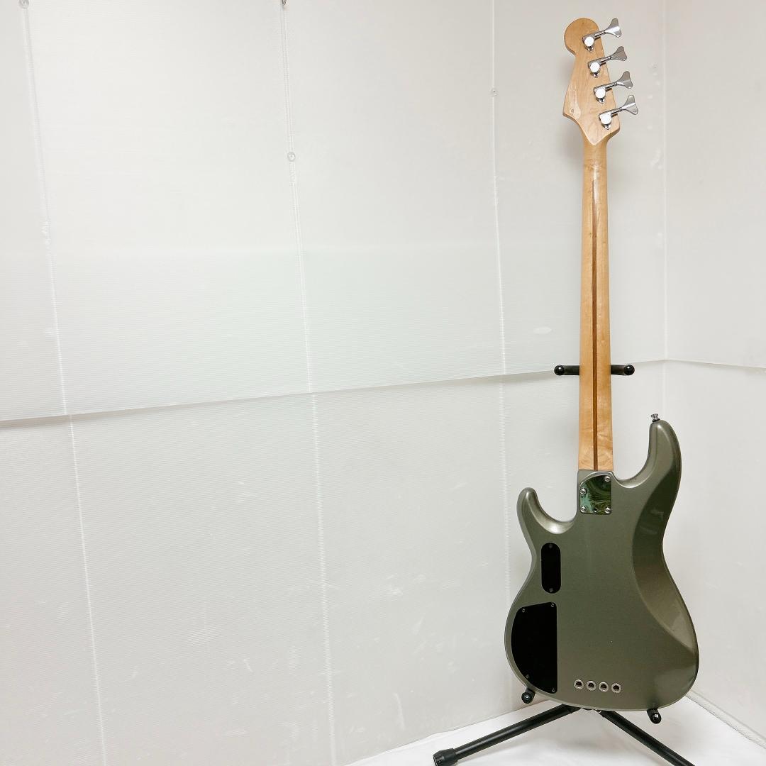 美品 Fender Mexico Deluxe Zone Bass グレー