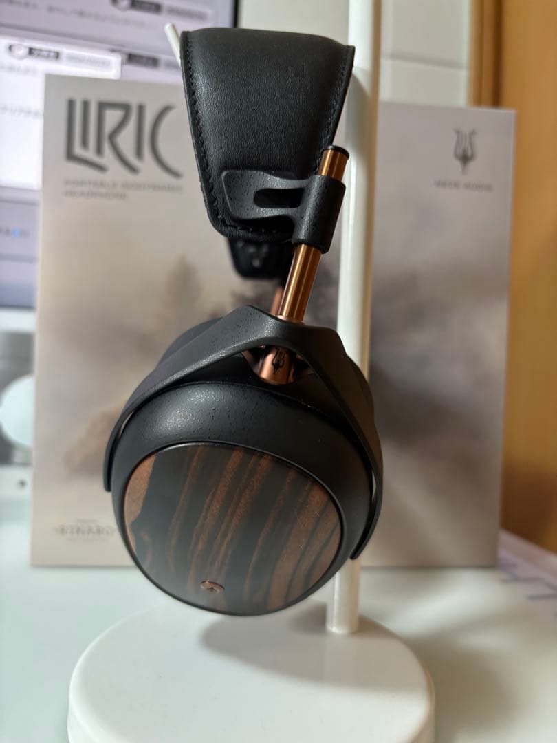 ヘッドホン MEZE AUDIO LIRIC2