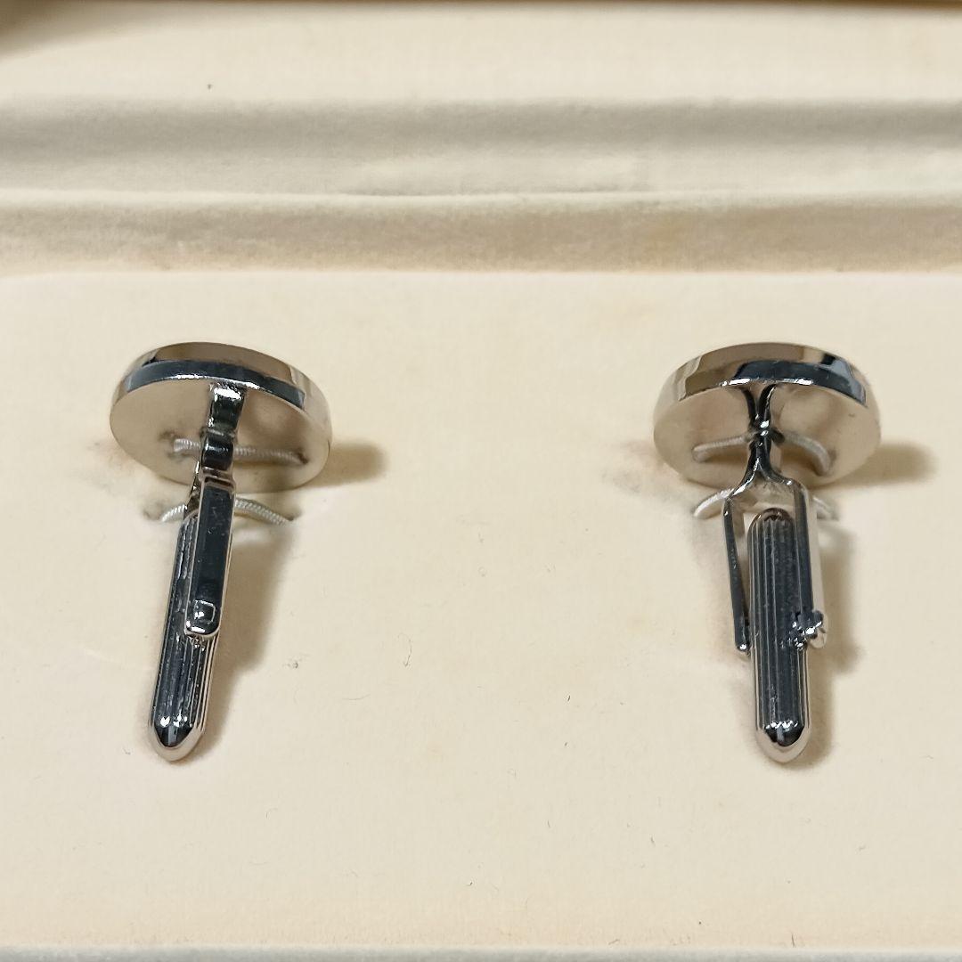 【極美品】BURBERRY ブラックカフリンクス 専用ケース付き　サークル