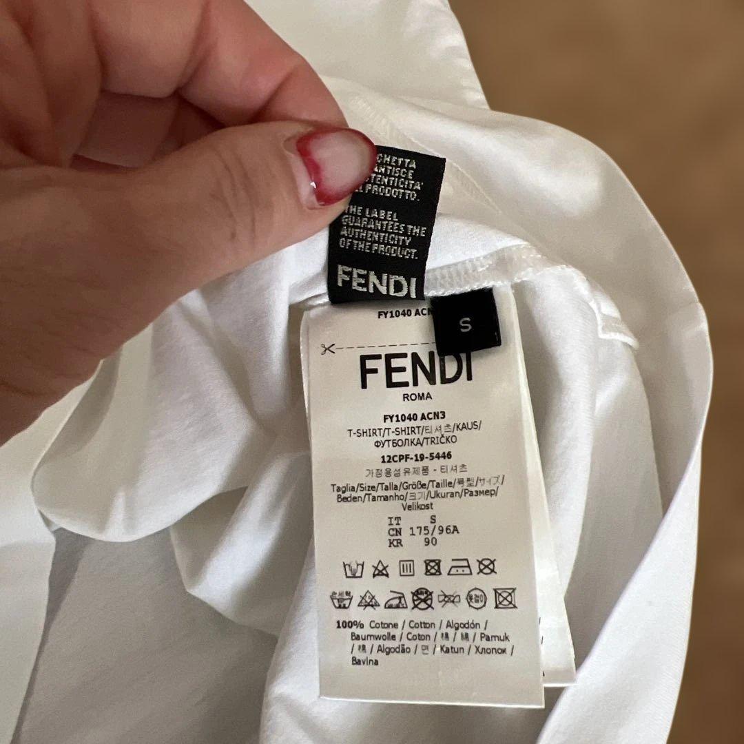 にゃん〆FENDI メンズTシャツ　モックネック　S ホワイト