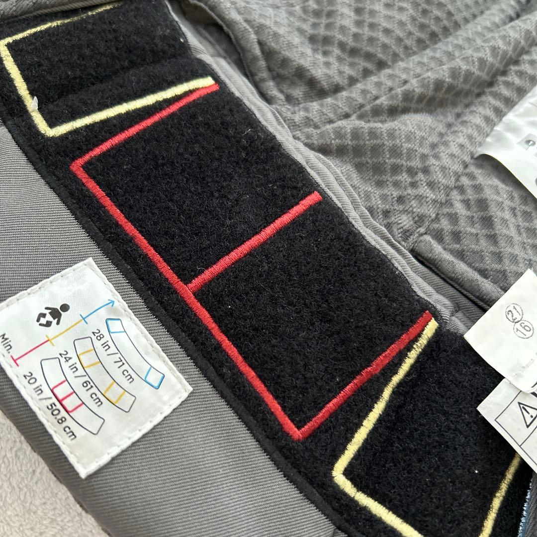 ergobaby 抱っこ紐 グレー　よだれカバーセット