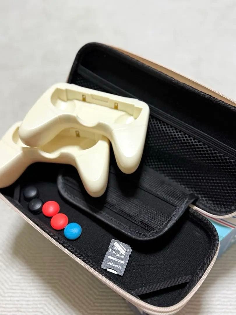 Nintendo switch本体　嬉しいおまけ付き！！！