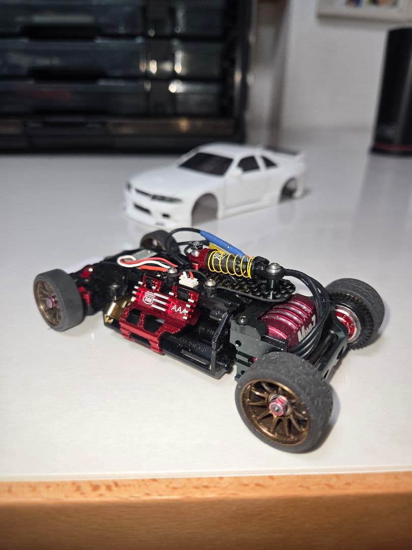 ミニッツ ＭＲ-03 EVO 33 GT-Rボディ付き
