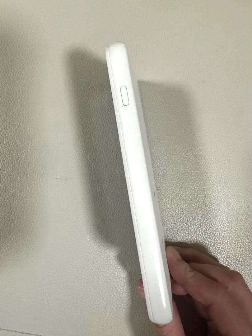au SIMフリー Galaxy 5G Mobile Wi-Fi SCR01