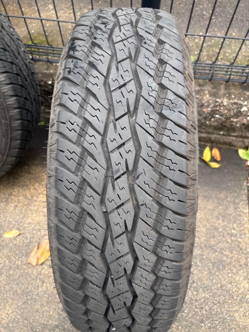 タイヤ・ホイール TOYO TIRES OPEN COUNTRY A/T EX 215/70R16