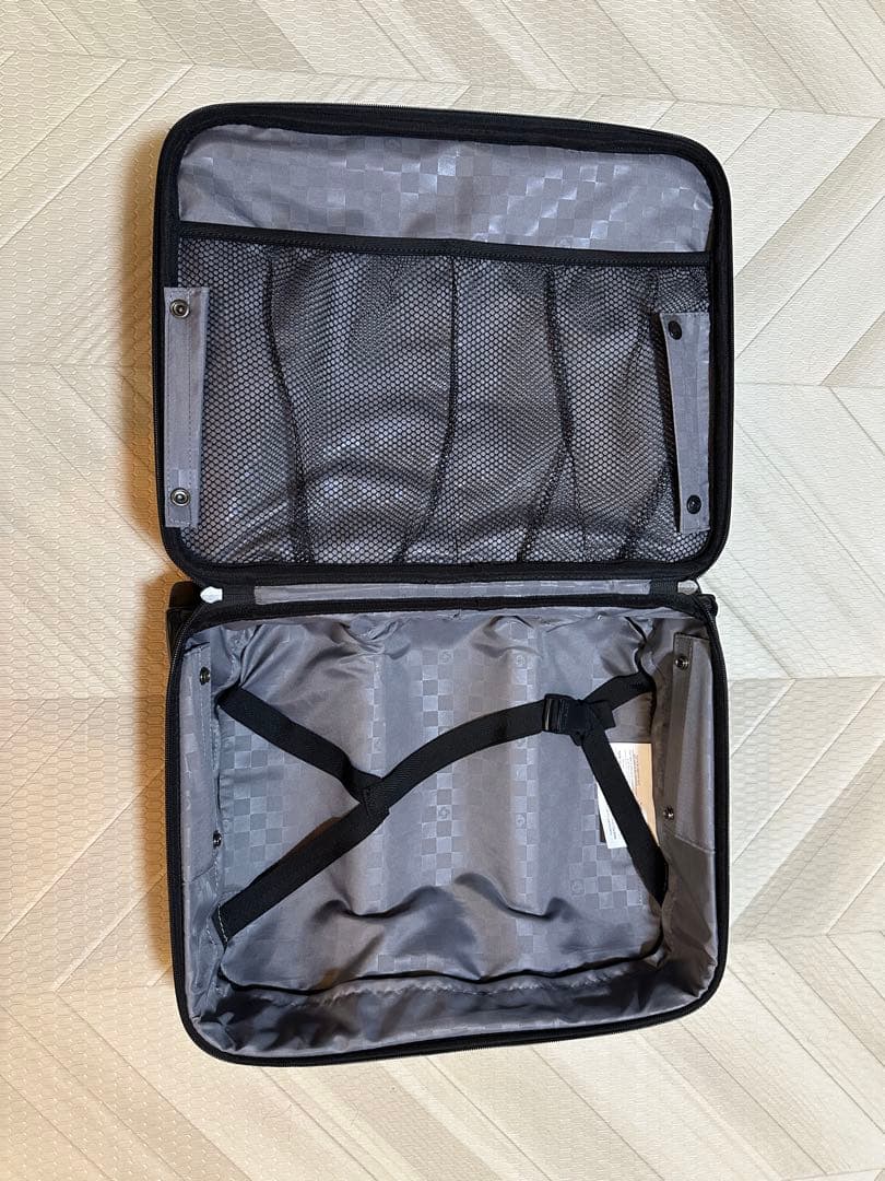 サムソナイト　samsonite スーツケース　キャリーバック　機内持込み可