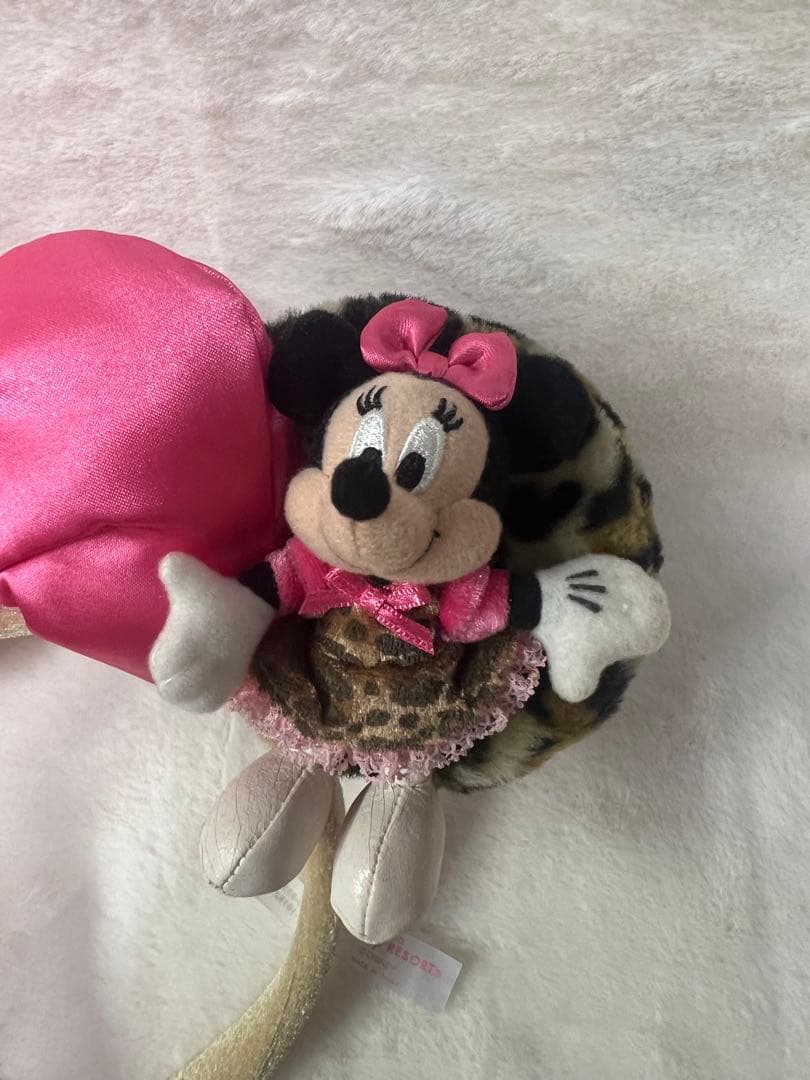 ディズニー　ヒョウ柄ミニー　カチューシャ