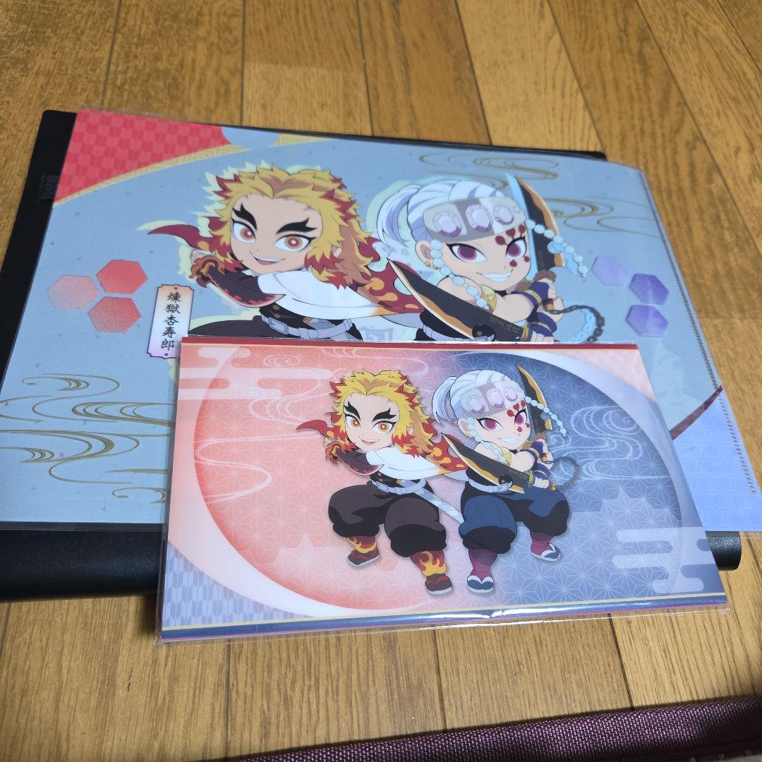 h*u様 鬼滅の刃ヒノカミ2フィギアマルチスタンド限定版