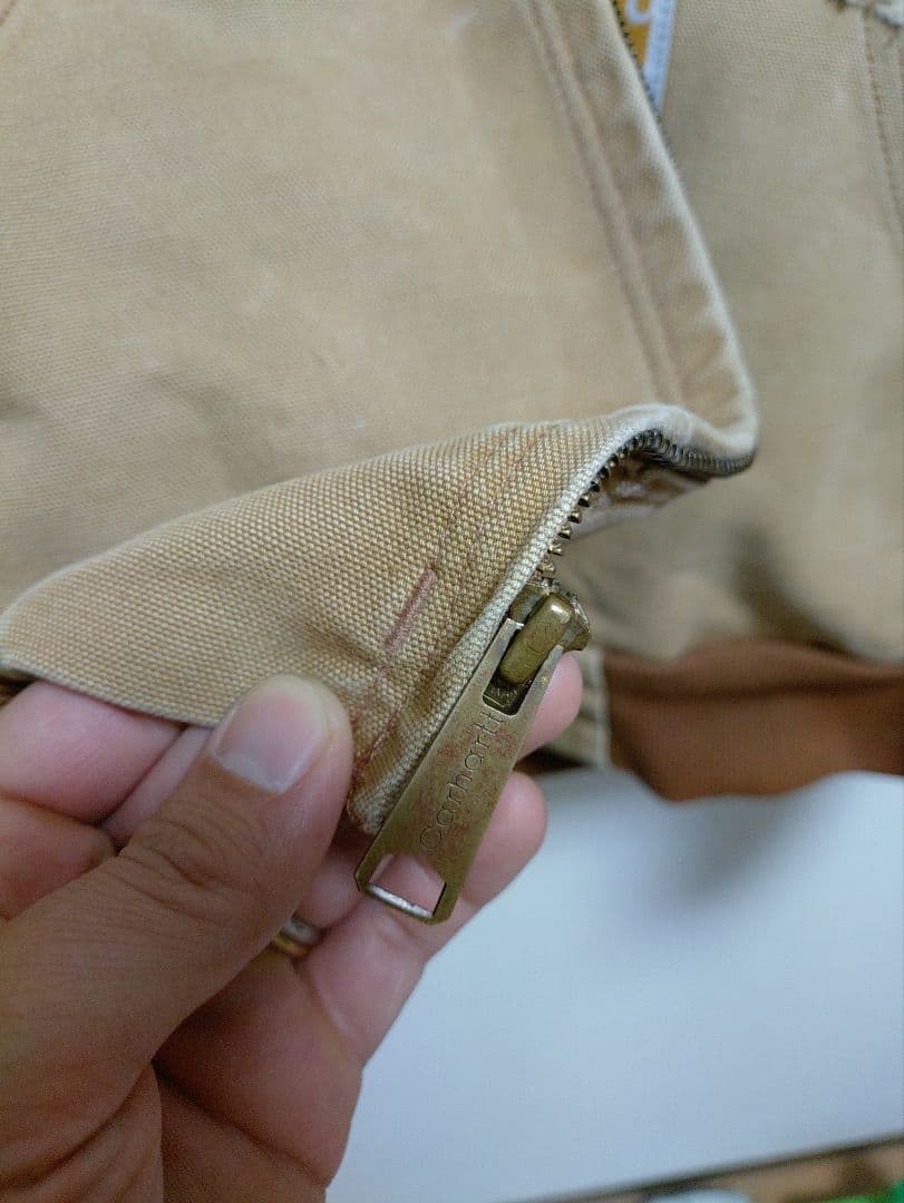 carhartt アクティブジャケット　USA製　j131 フェード　襤褸