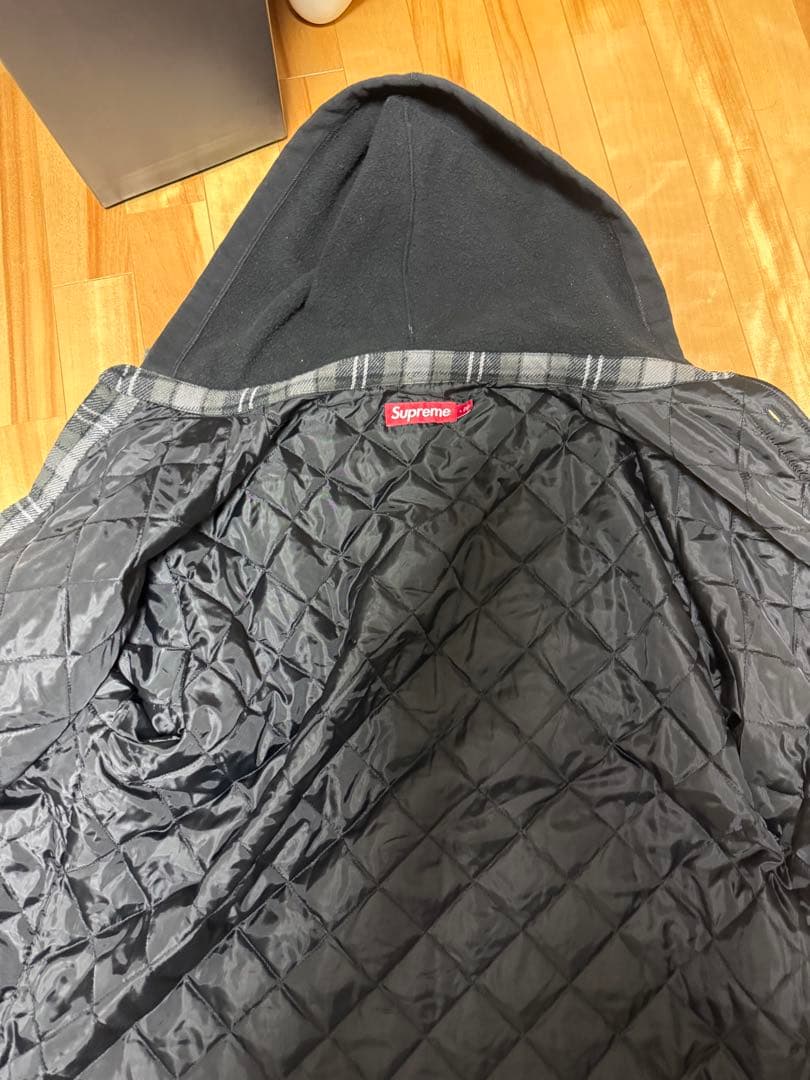 Supremeの「Tartan Flannel Hooded Shirt」