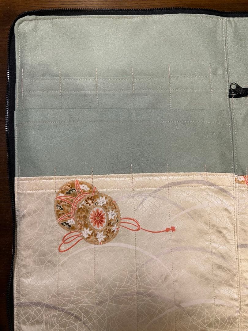 ✴︎ 専用品です　✴︎たくさん笛が入るリュックNo.2