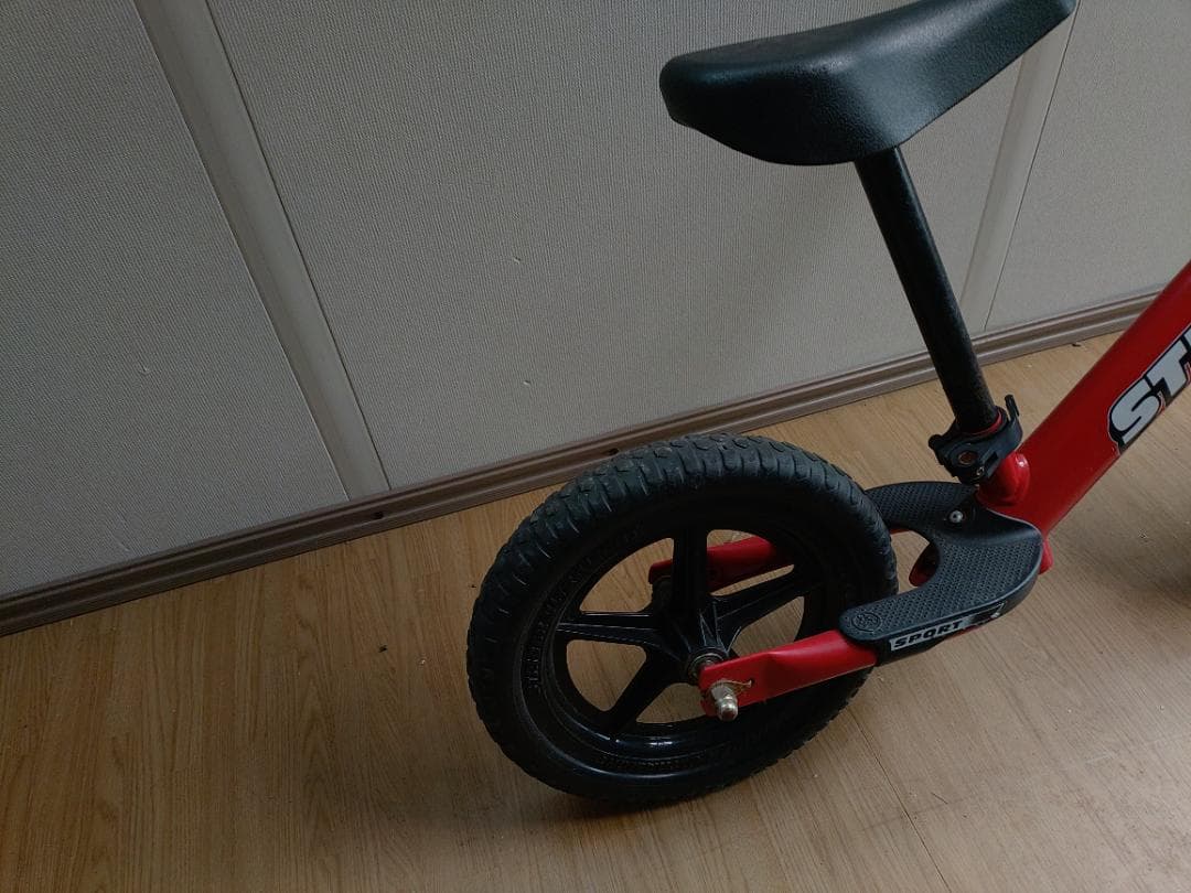 STRIDER ストライダー バランスバイク レッド 12インチ