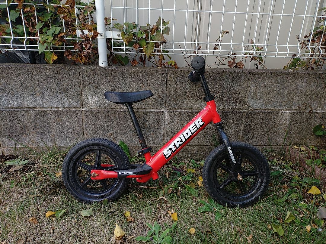 STRIDER ストライダー バランスバイク レッド 12インチ
