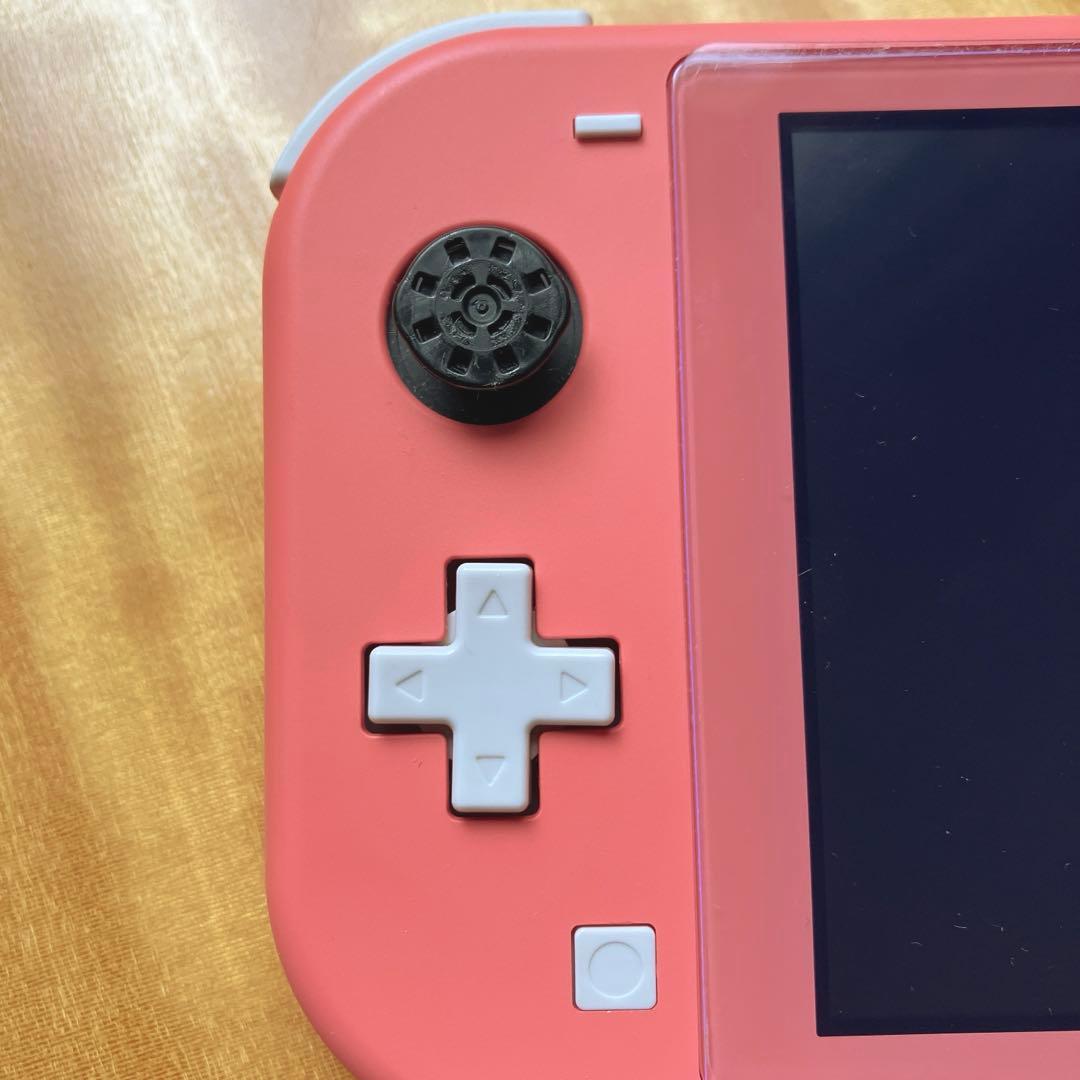 ニンテンドースイッチライト（本体のみ）/コーラルピンク
